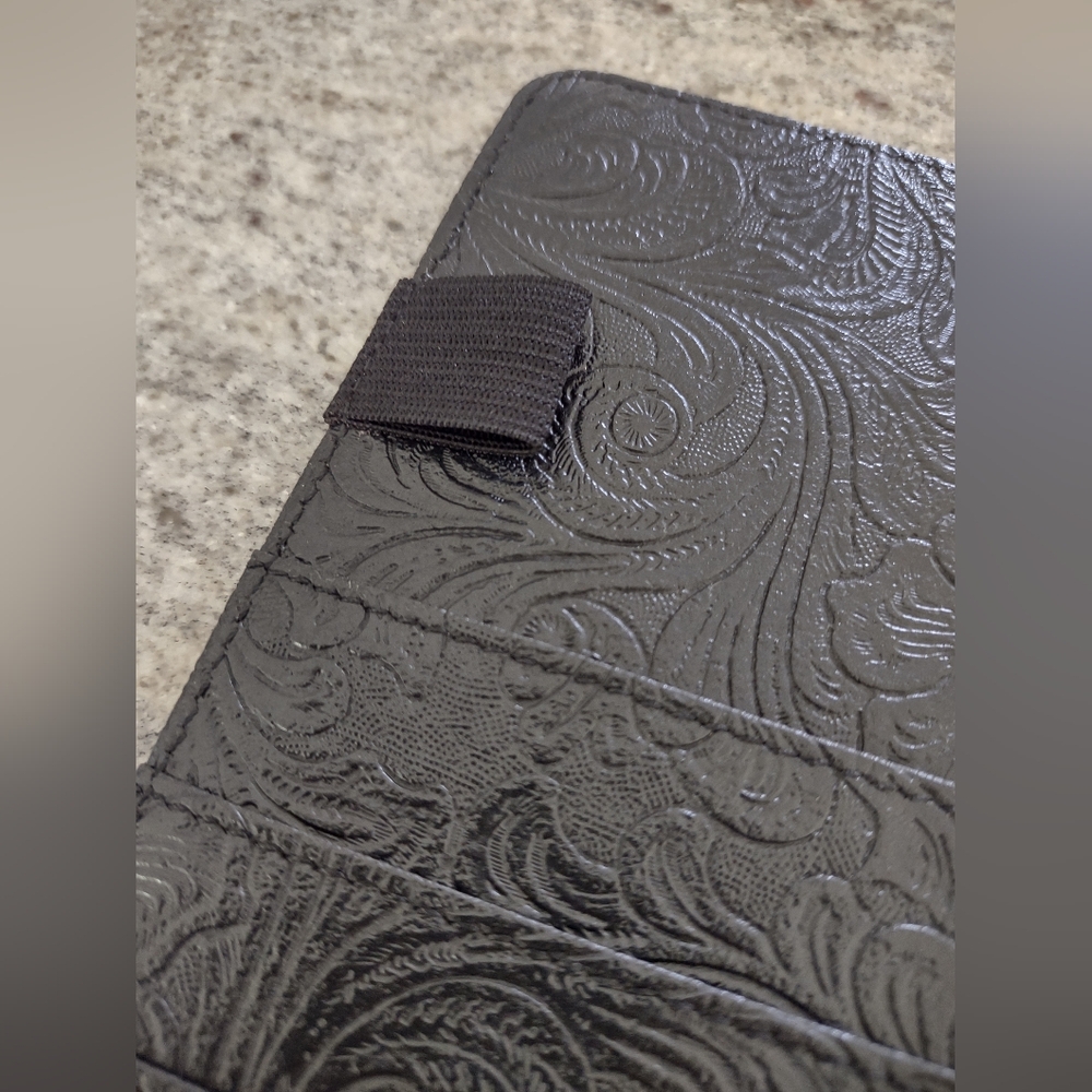Embossed A5 Binders with Key Chain - Picture 9 of 15